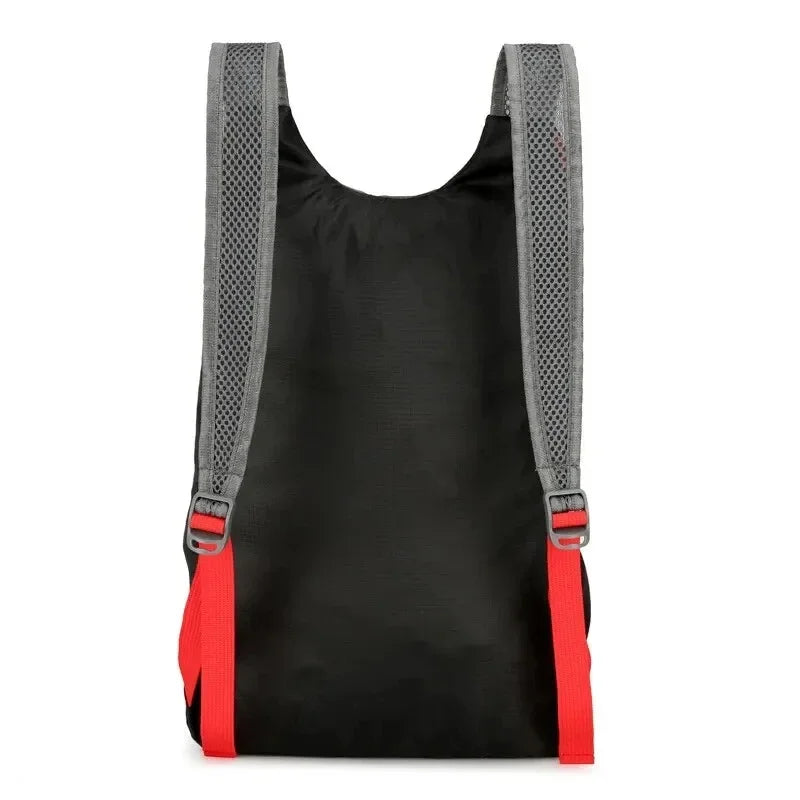 Travel Bag (Lightweight and Trendy)